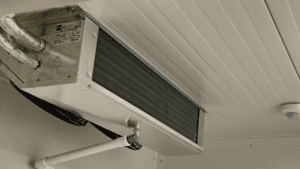 Sufitowa jednostka chłodnicza 